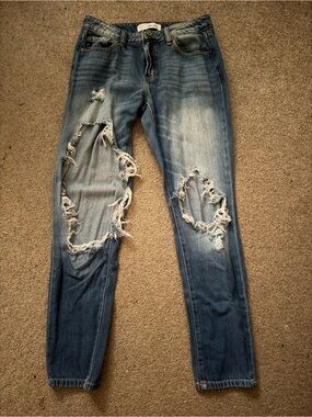 KanCan Distressed Straight Leg Jeans in Blue